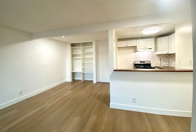 Photo - Stunning 1 Bed/1 Bath Condo Apartment with Private Balcony, Hardwood Flooring, AC, and Spacious L...