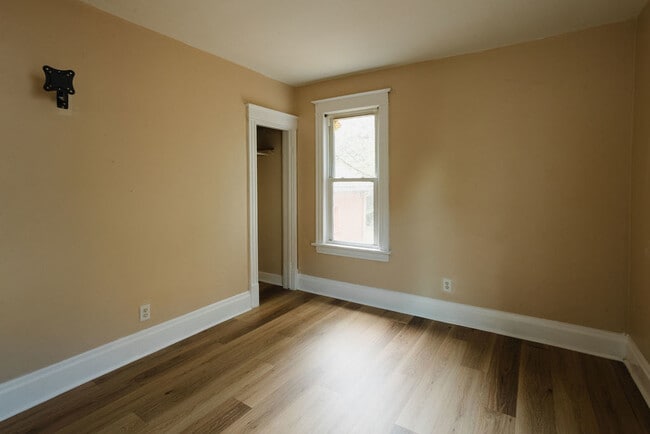 Photo - 714 Helmholz Ave Unit 2