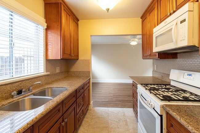 Photo - 1460 Gaviota Ave Unidad 08