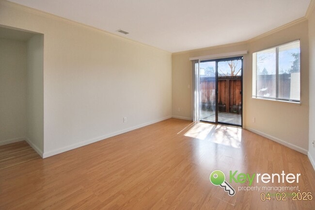 Photo - Welcome to Valley Crest Condos! Unit 252