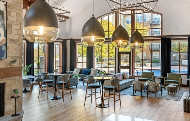 Photo - The Landings at Silver Lake Village