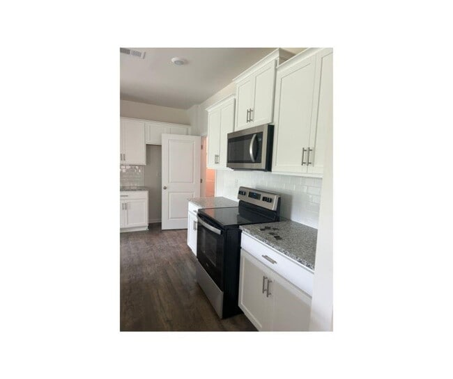 Photo - 1215 37th Ave Lane NE