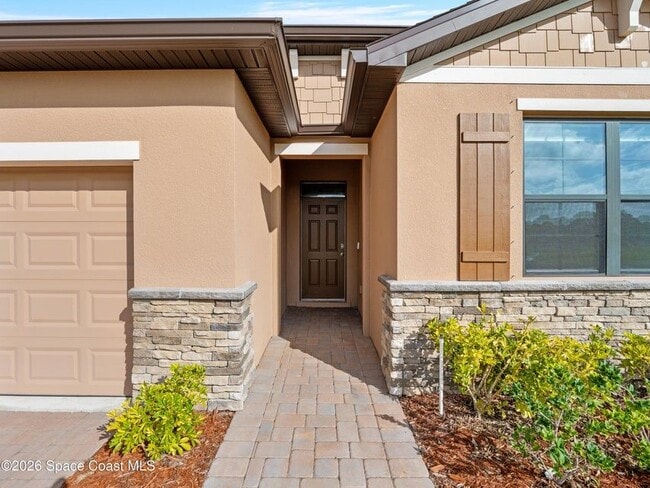 Photo - 5388 Waterfall Pl