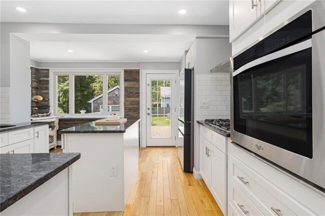 248 New Meadow Rd