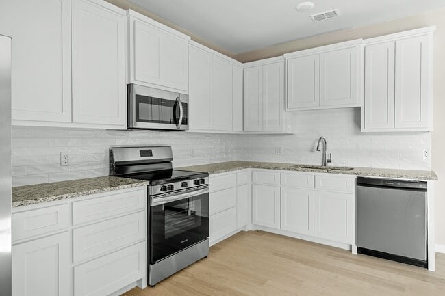 Photo - 2290 W Tarleton St Unit 205