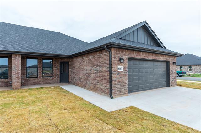 Photo - 8017 Sawdust Trl