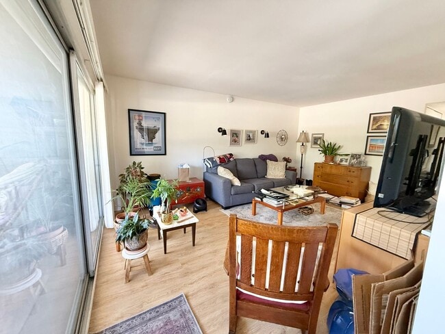 Photo - Bright and Spacious Laguna Village Condo!