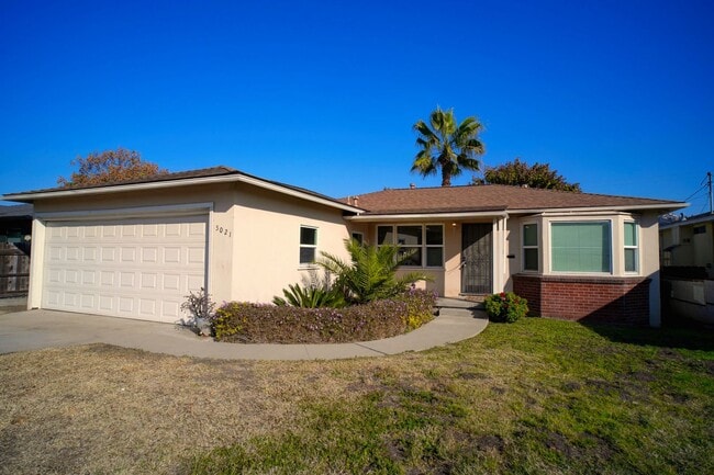 Building Photo - Charming 3 Bed | 2 Bath Home in La Mesa – Great Location!