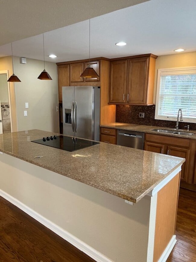 Photo - Don't miss out on this beautiful home!