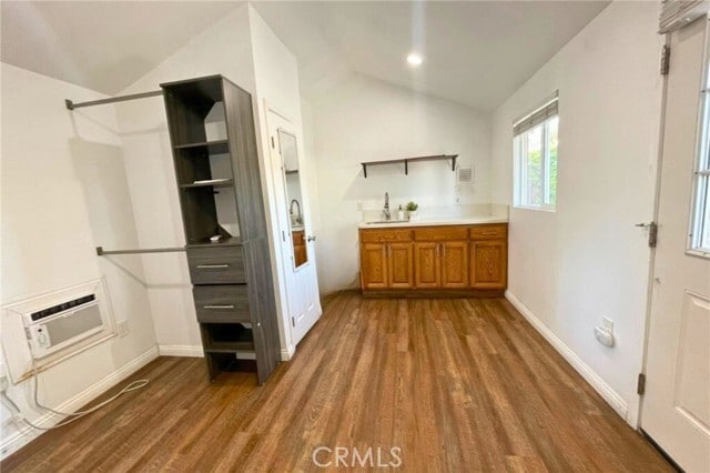 Photo - 852 N Lugo Ave