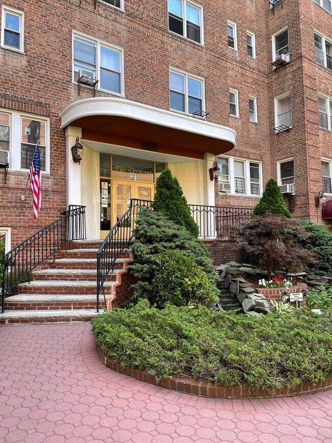 Photo - 9941 64th Ave Unit D-10