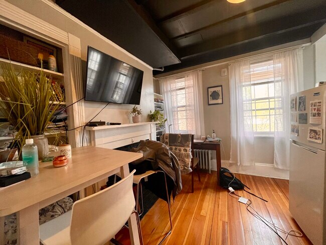 Photo - 7 Champney Pl Unit 2