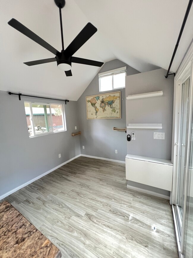 Building Photo - 1357 Ross St Unit Yellow