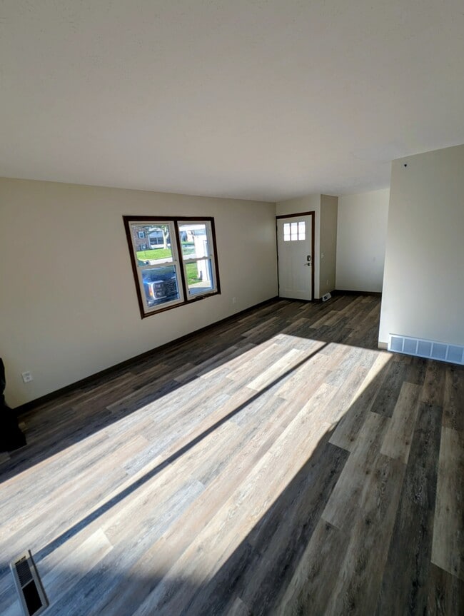 Photo - 624 Bailey Dr