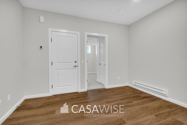 Photo - 20935-20925 25 Ave NW Unit Bsmt