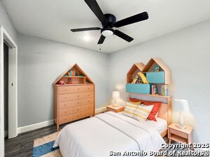 Photo - 7569 Windsor Oaks