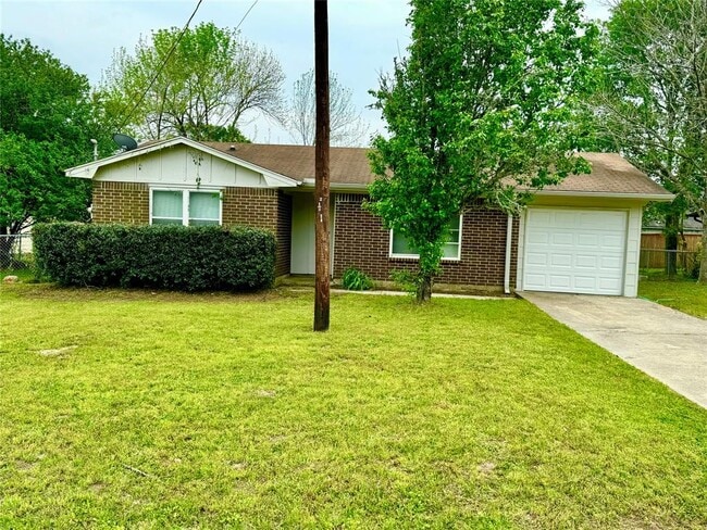 Building Photo - 94 N Shirley Ln Rental