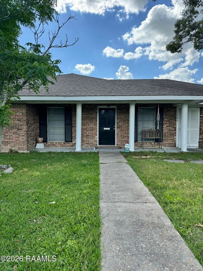 Photo - 1209 N Polk St