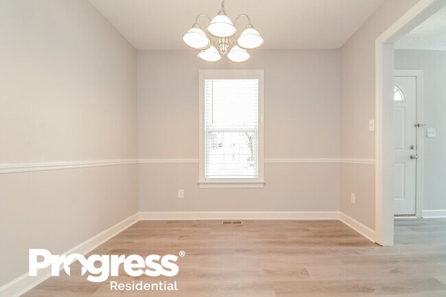 Photo - 805 Wallridge Dr