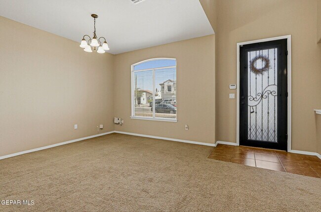 Photo - 3165 Sarina Cir