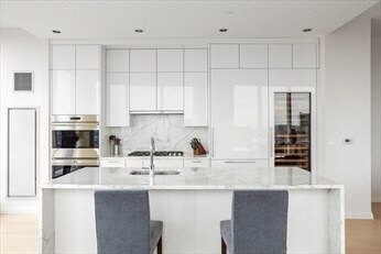 1 Franklin St Unit 5105
