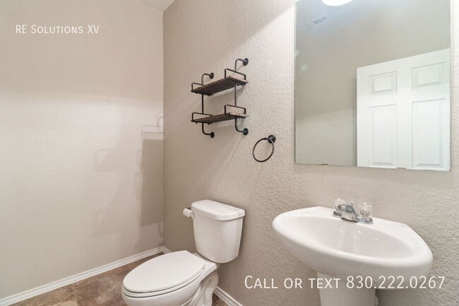 Photo - 730 Trinity Star