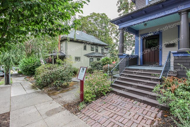 Photo - Historic Hazel Hall Poetry Park Home