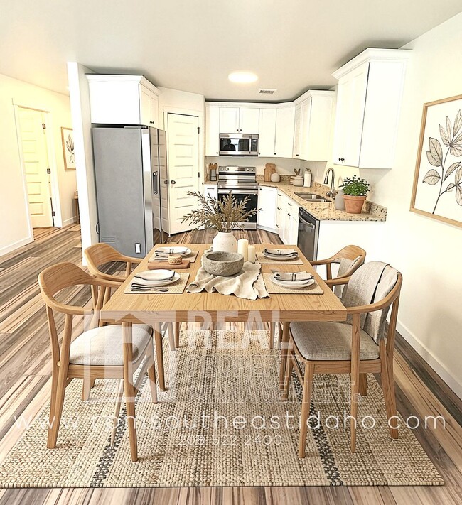 Photo - 845 Golden Bear Ln