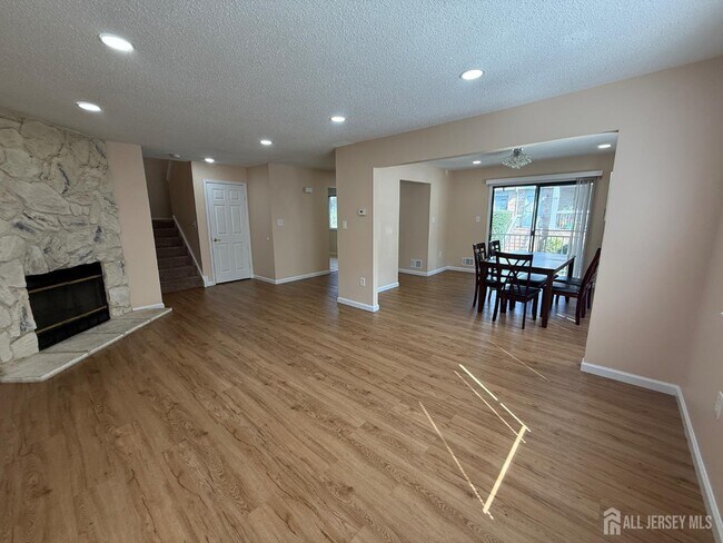 Photo - 1502 Edison Glen Terrace