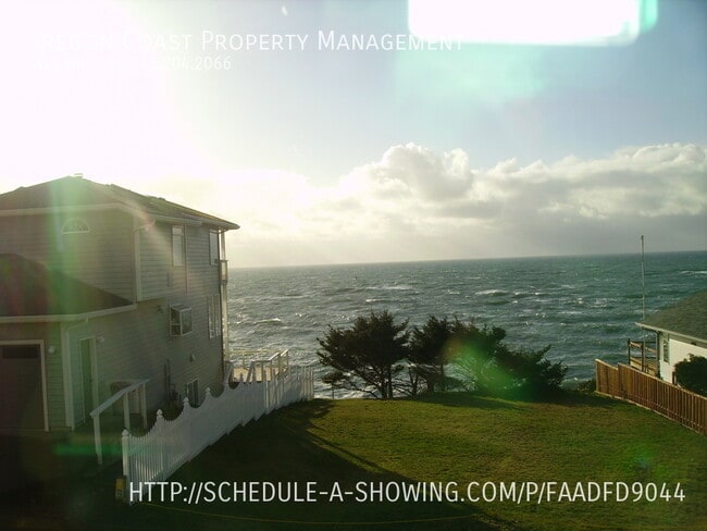 Building Photo - 25 Evans Ave Unit 3