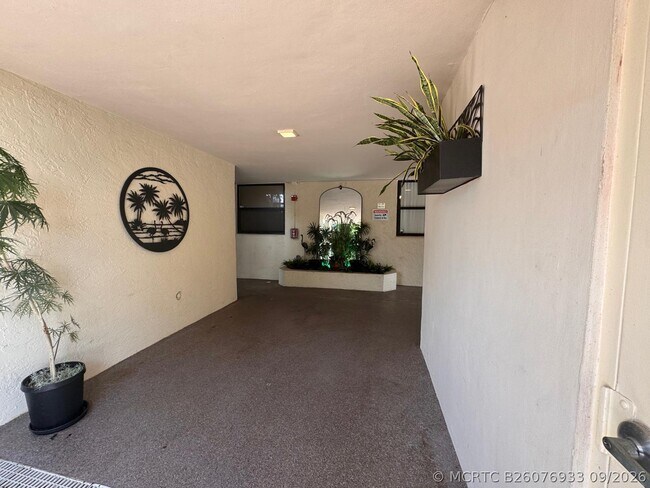 Photo - 115 Lake Emerald Dr Unit 410