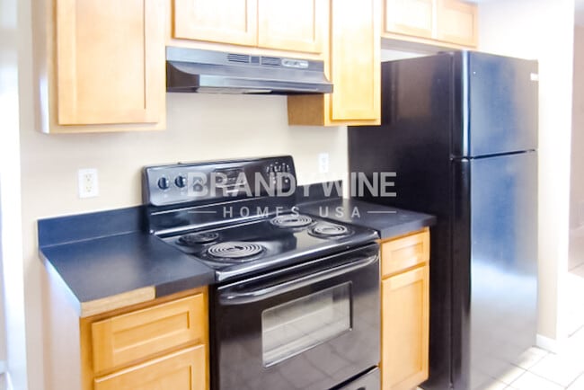 Photo - 6433 Sardina Blvd