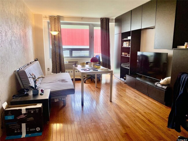 Photo - 61-25 97th St Rental