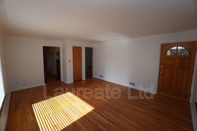 Photo - 2015 Lowell Blvd