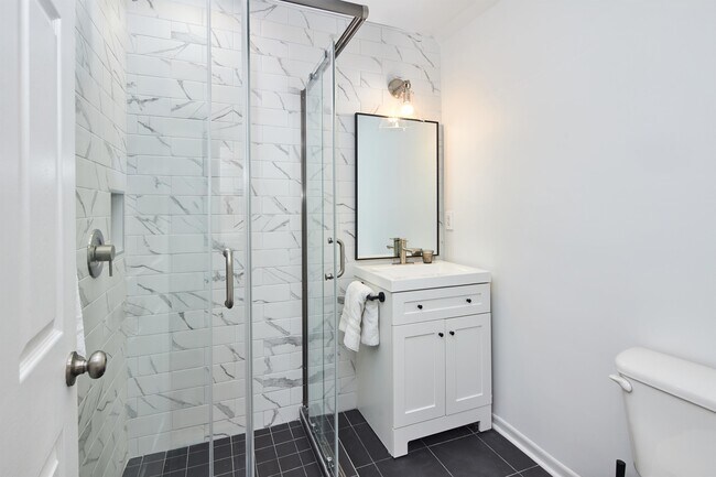 Photo - 331 Catherine St