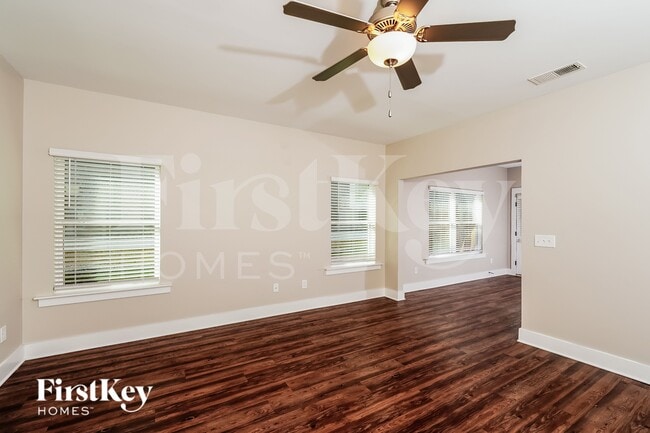 Photo - 2799 Village Ln