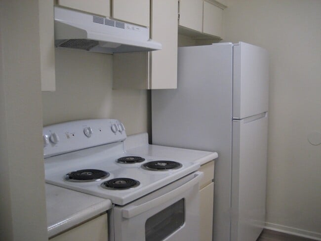 La Casa Apartments