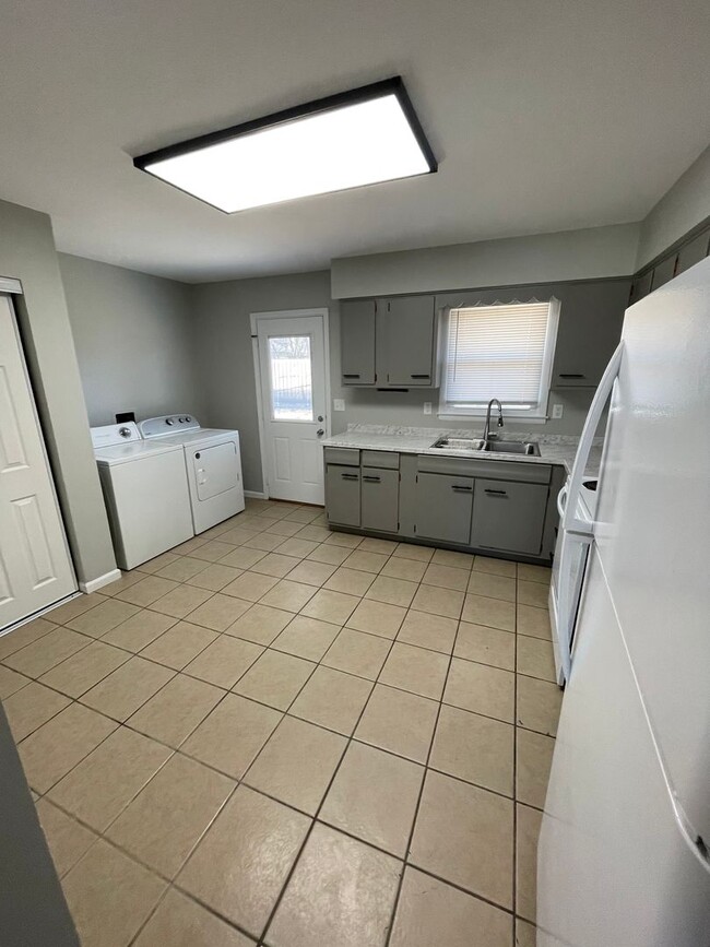 Photo - 3351-3353 Woodmar Ct. Unit 3353 Woodmar Ct.