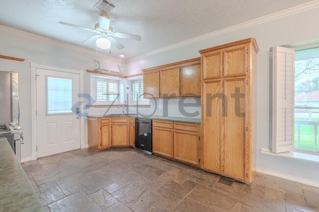 Photo - 7934 Round Rock Dr