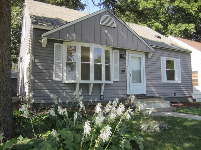 Building Photo - 5105 Vincent Ave N Rental