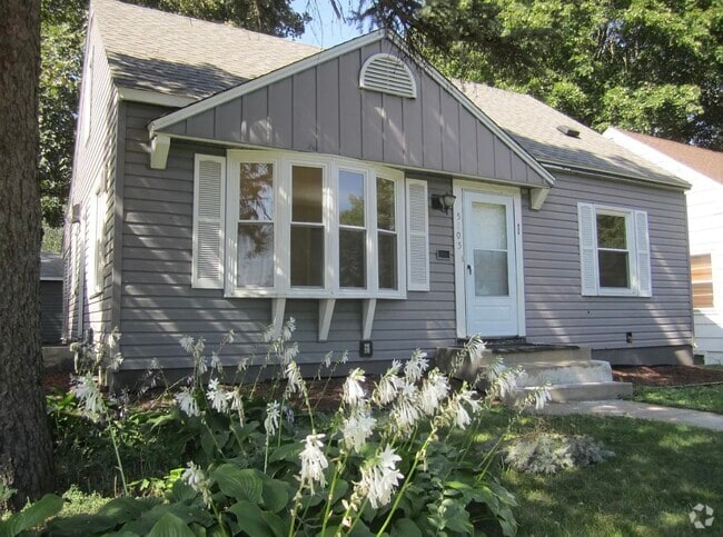 Building Photo - 5105 Vincent Ave N Rental