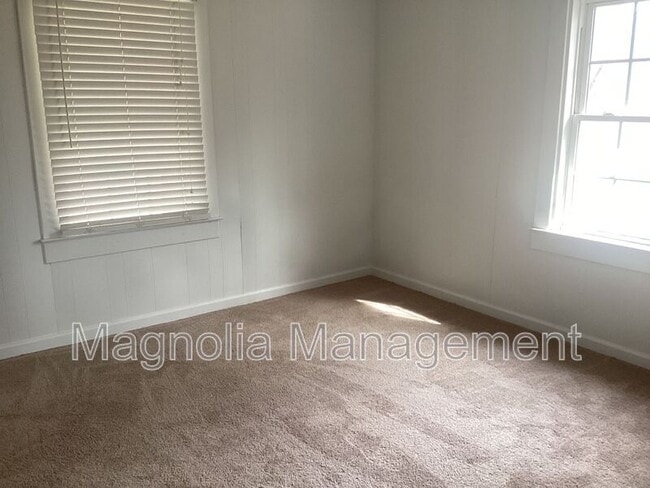 Photo - 234 Davis St