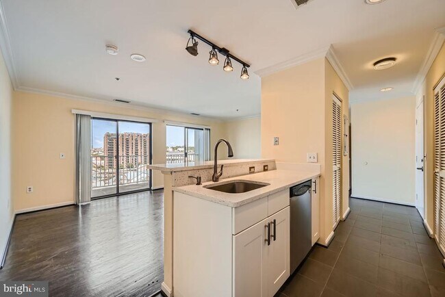 Photo - 2702 Lighthouse Point E Unit 722