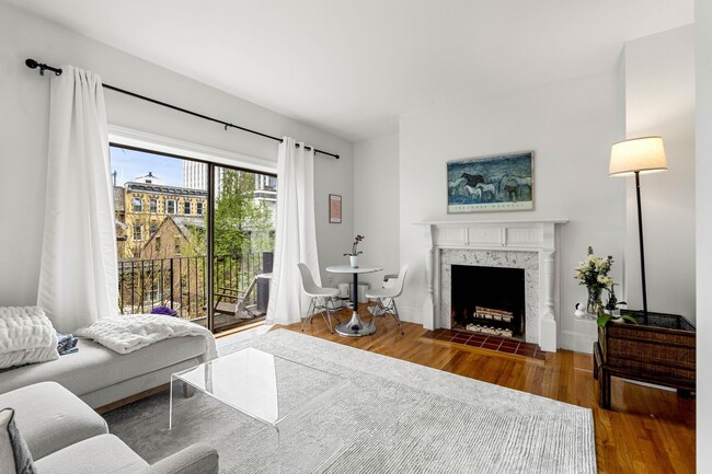 21 Hancock St Unit 3