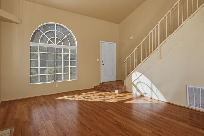 Photo - 2600 Autumn Blaze Ave