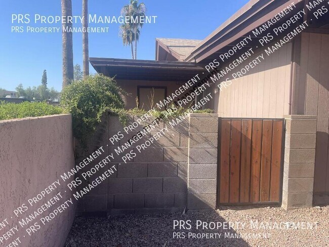 Photo - 922 S Acapulco Ln