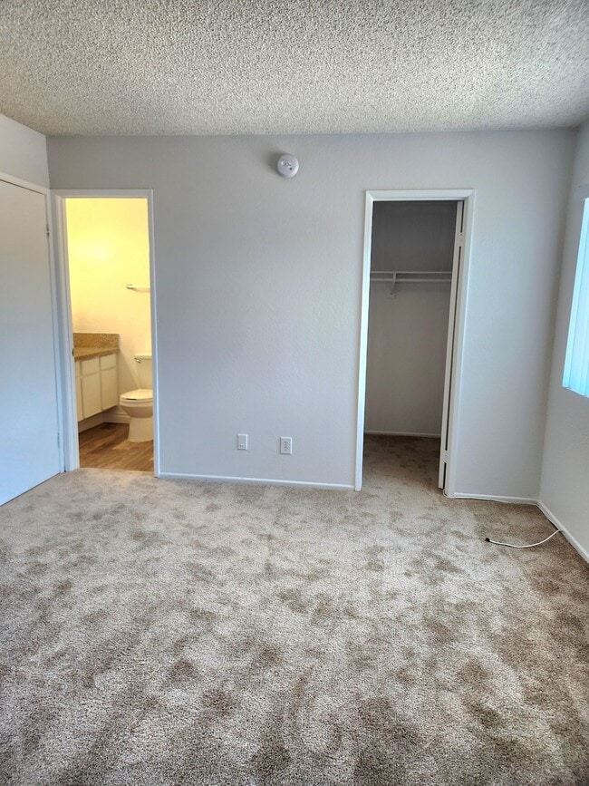 Photo - 8726 Independence Ave Unidad 219I