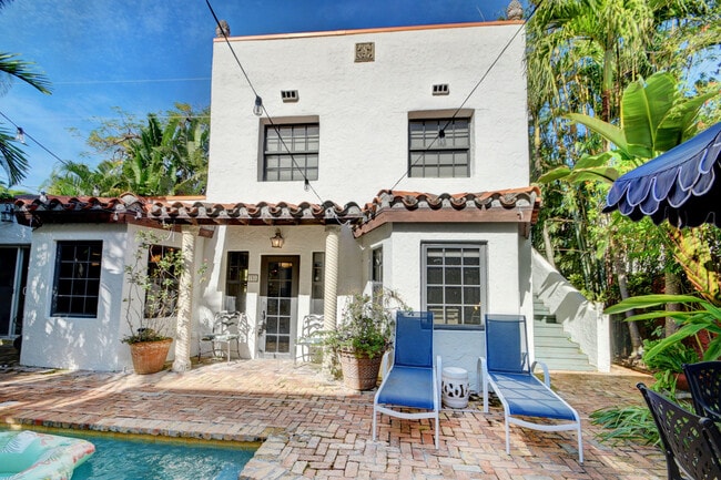 Photo - 713 Sunset Rd