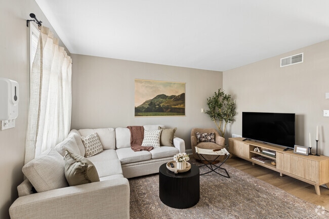 2BR, 1BA - 820SF (Phase 1) - Living Room