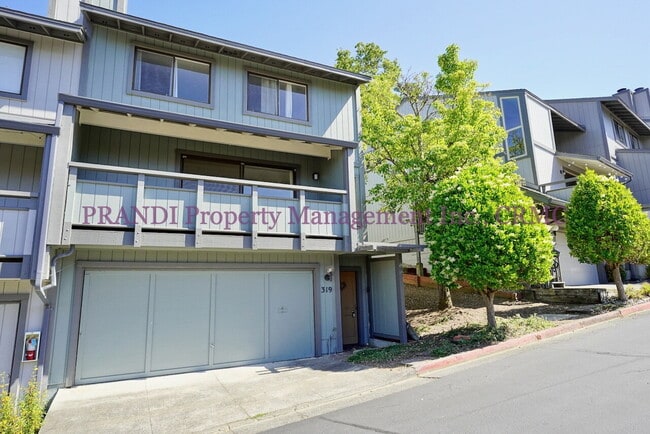 Corner Unit Townhouse With Recent Upgrades! - Corner Unit Townhouse With Recent Upgrades!